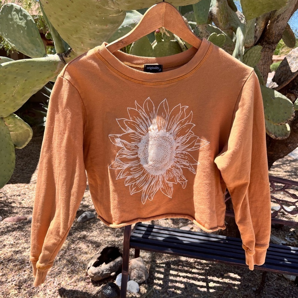 Orange Sunflower Graphic Sweatshirt Originality Cropped